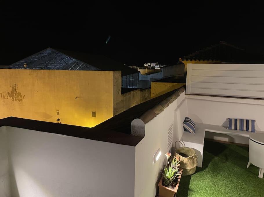 Casa Lola Conil, Azotea Al Mar Y Parking Solo Familias O Parejas Villa Conil De La Frontera Bagian luar foto